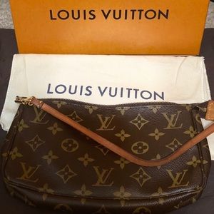 Louis Vuitton Pochette